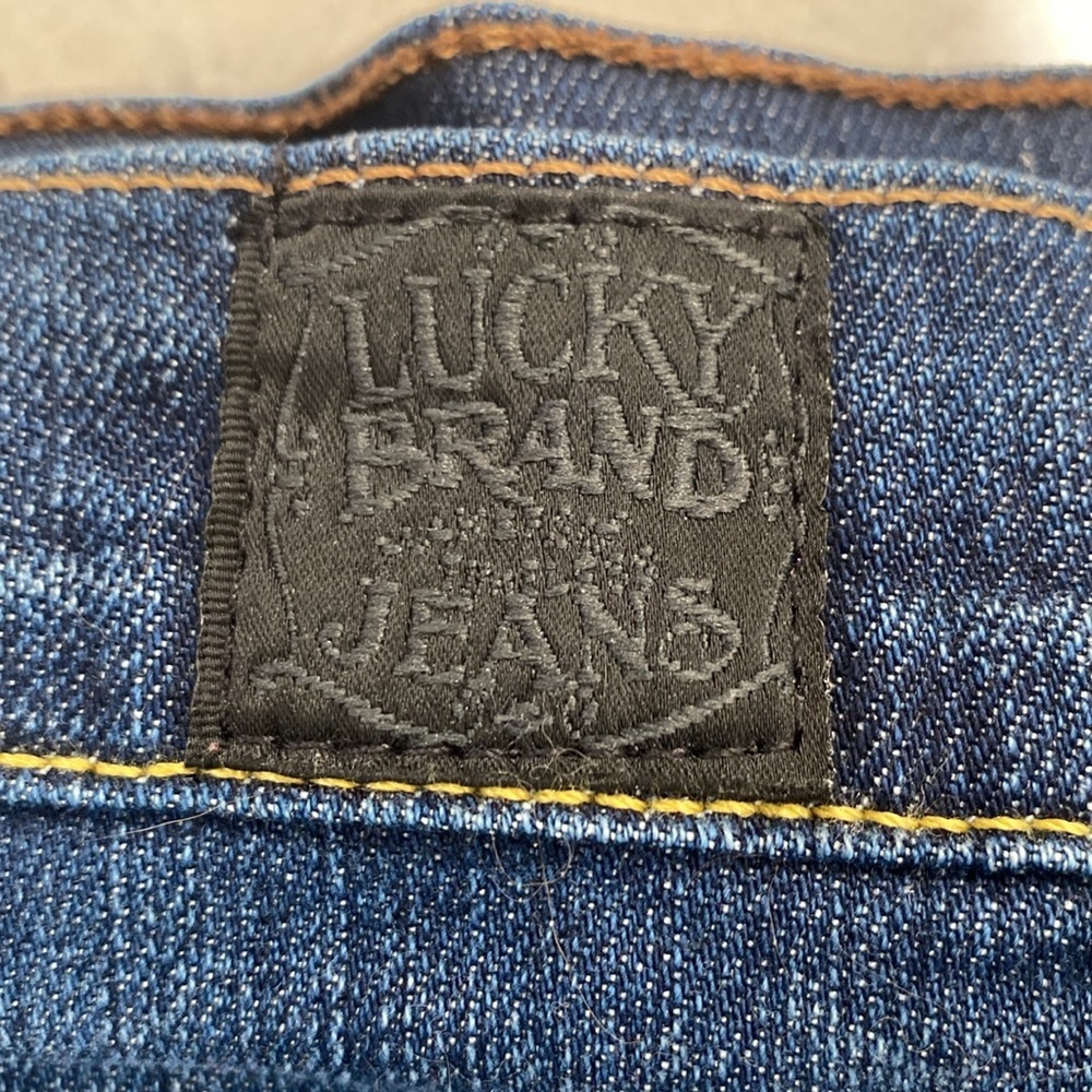 Lucky Jeans ๐ - Picture 2 of 9
